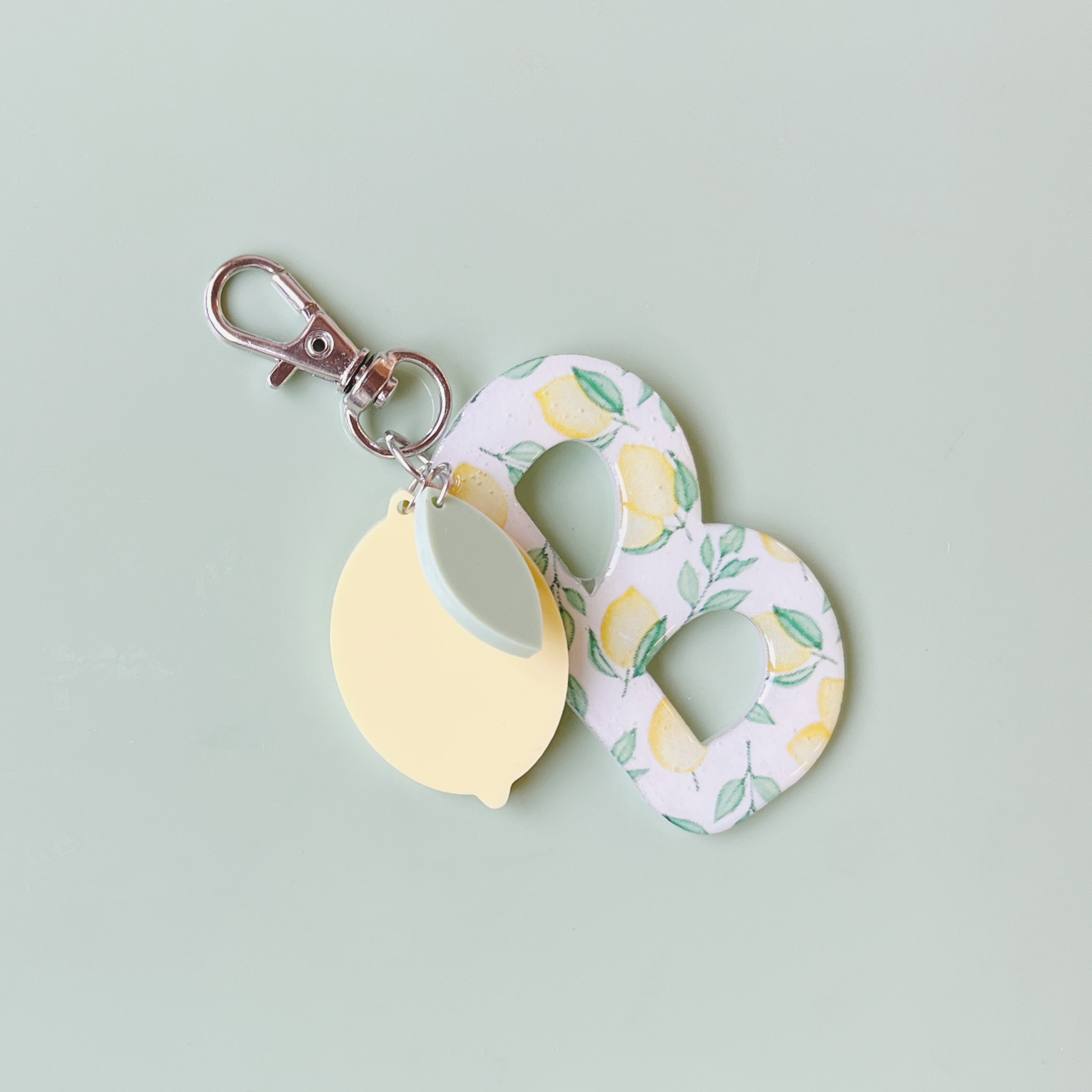 Schlüsselanhänger Buchstabe mit Zitrone