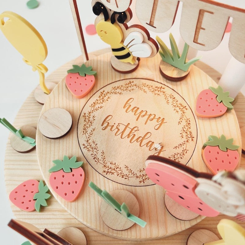Geburtstagsorte aus Fichtenholz mit Sommer Motiven