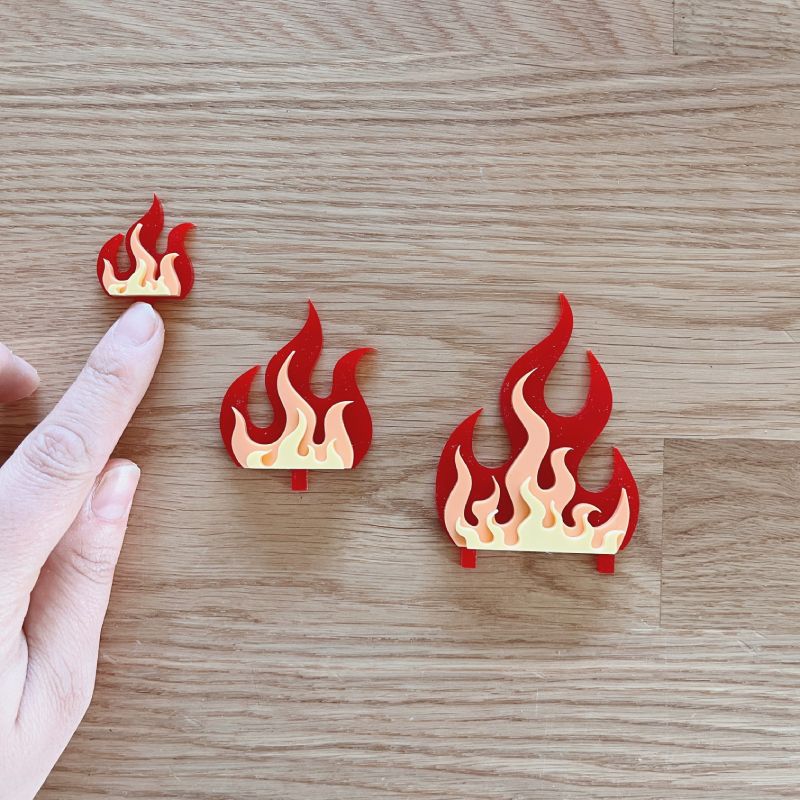 Motivstecker lodernde Flammen aus Acryl