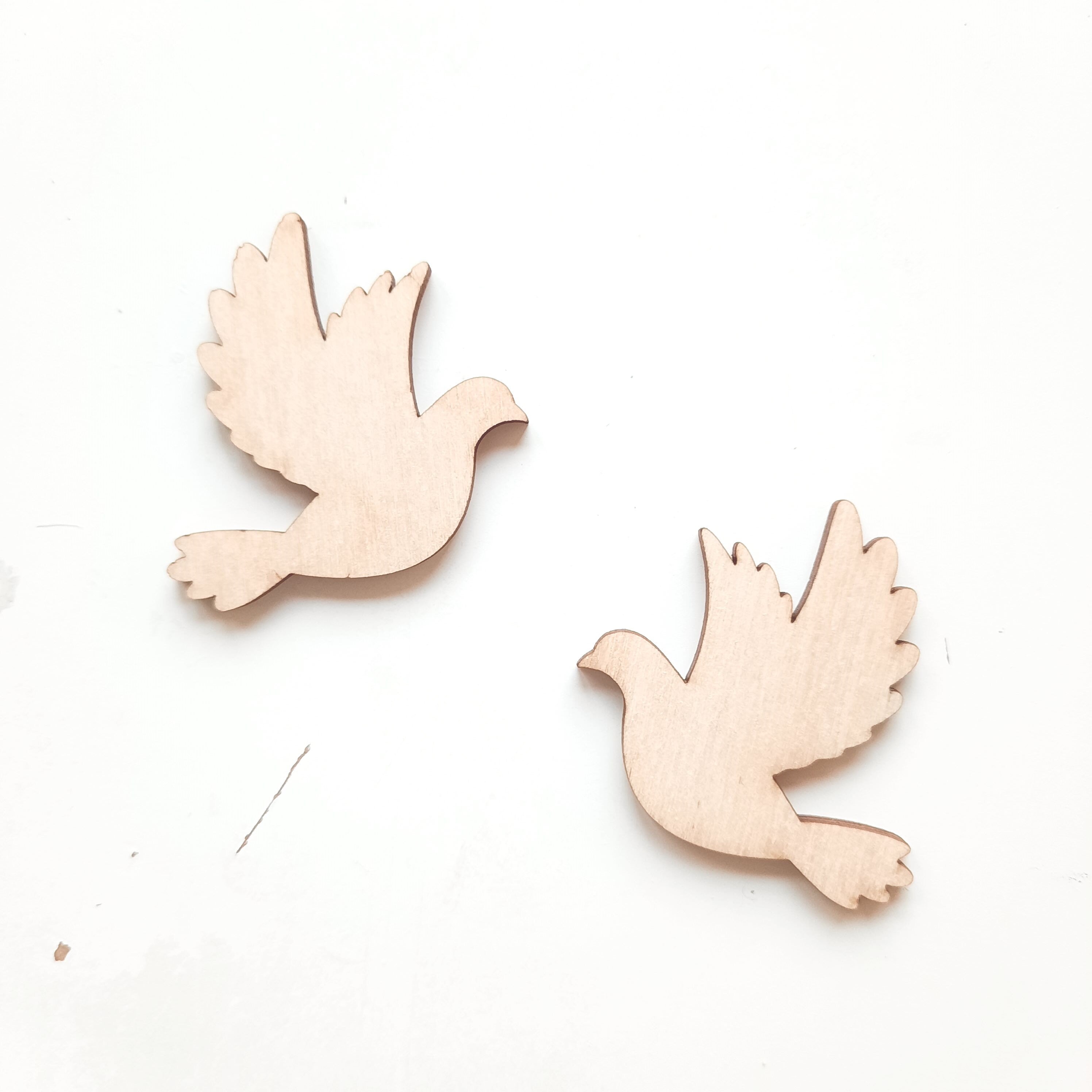 Streudeko Tauben, Tauben aus Holz, Tischdekoration, Tischdeko Taufe, Geschenkdekoration