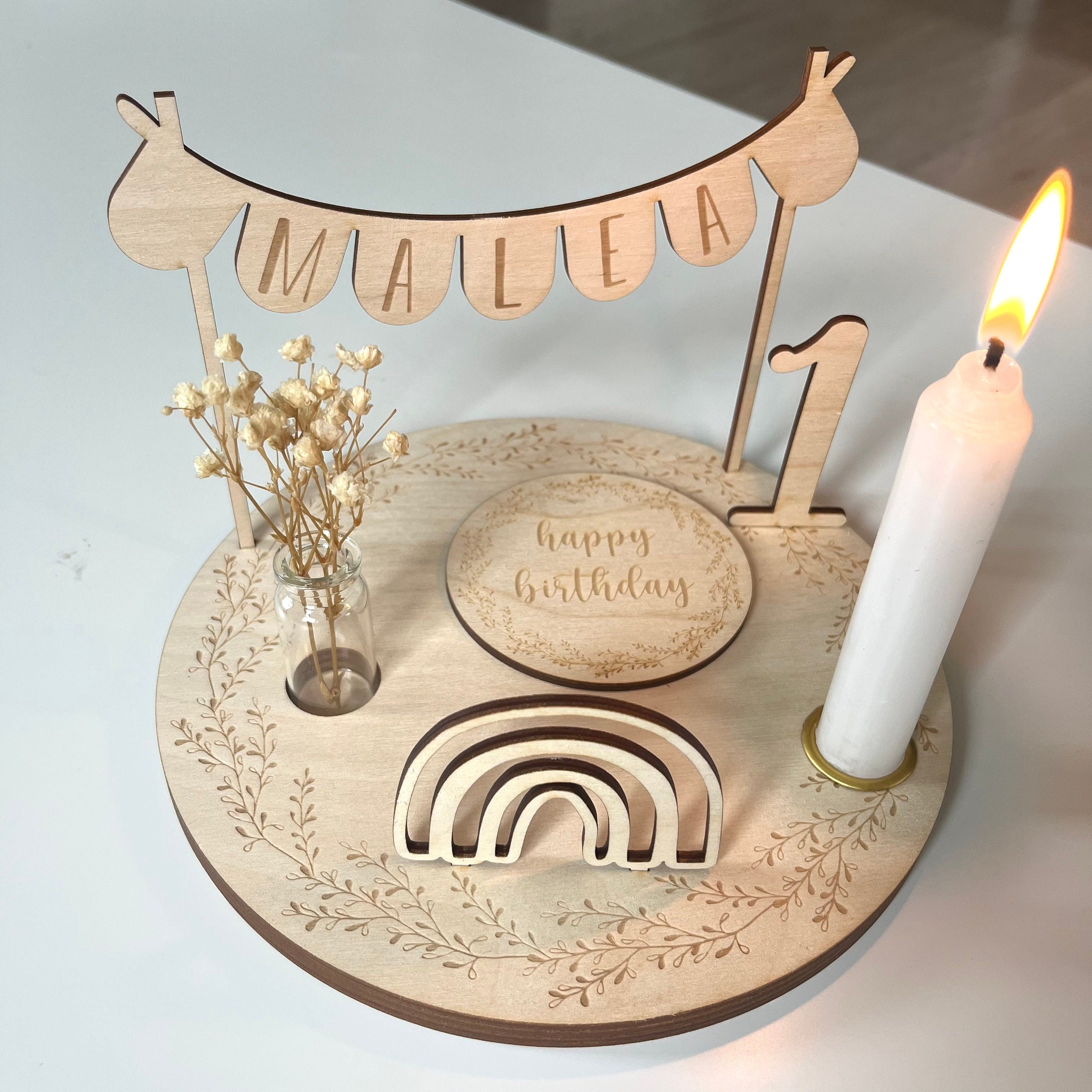 Personalisierter Geburtstagsteller mit Vase und Kerze und Blätterkranz, Kerzenplatte, Geburtstagsbrettchen, Geburtstagskranz, Tischdeko