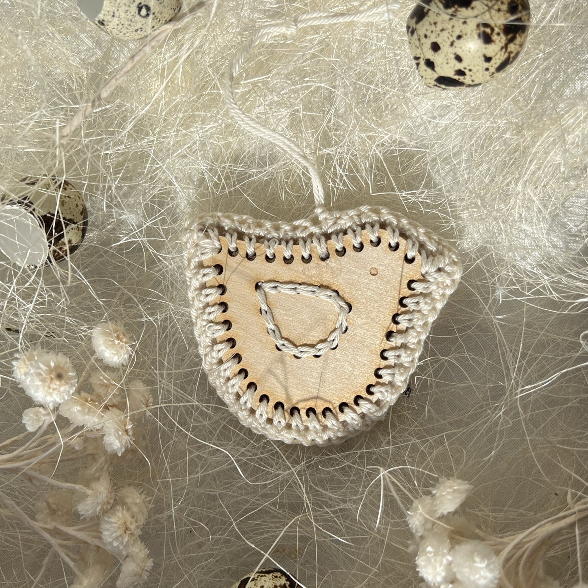 SVG Datei Vogel Anhänger Ostern, Vogel zum Sticken, Osterdeko Vogel