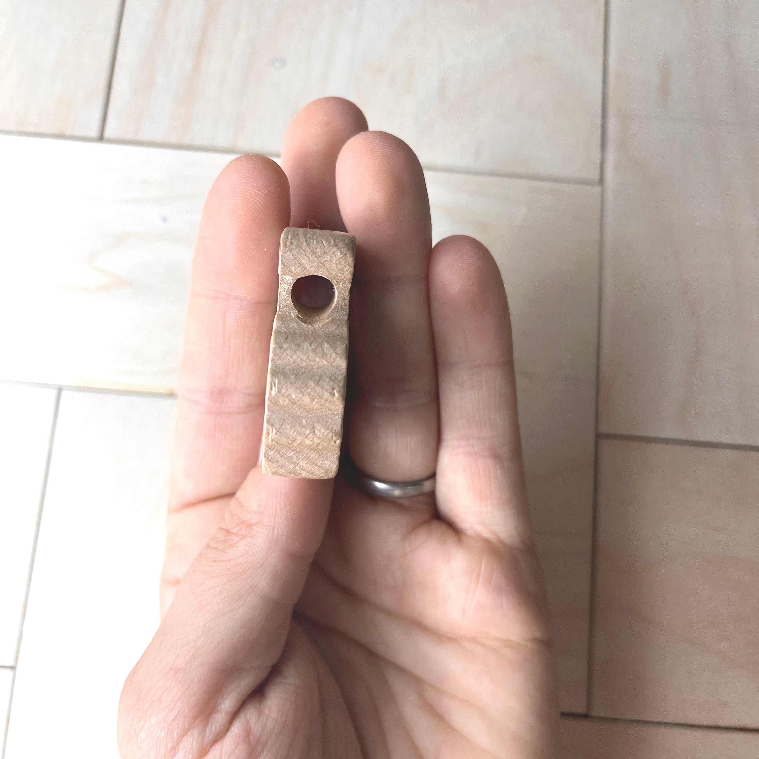 Fädelspiel Zootiere, Montessori Spiel zum Auffädeln, Tierperlen zum Auffädeln, Tiere auf Schnur fädeln