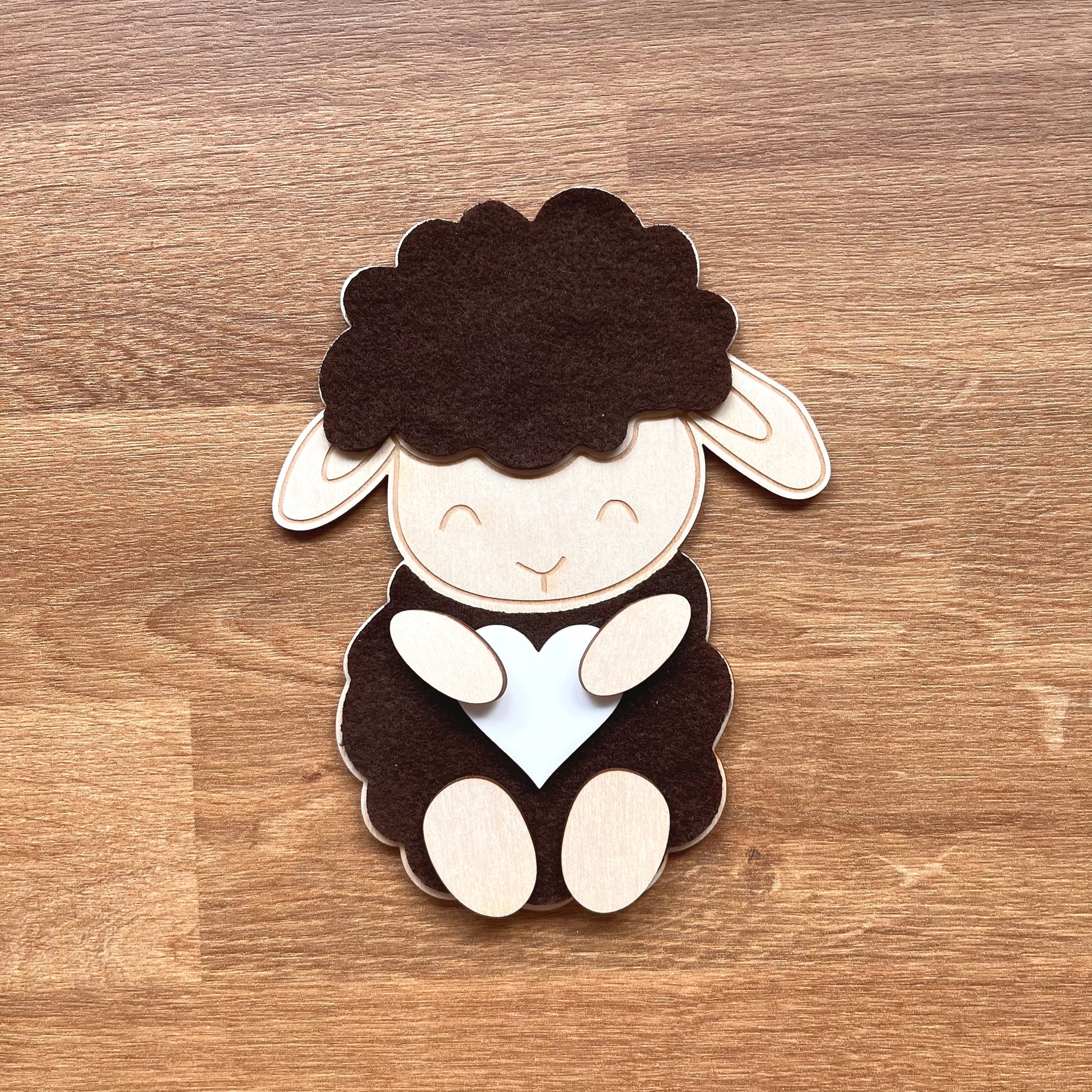 Bastelidee Kinder Schaf, Bastelprojekt mit Kind, Do It Yourself Schaf