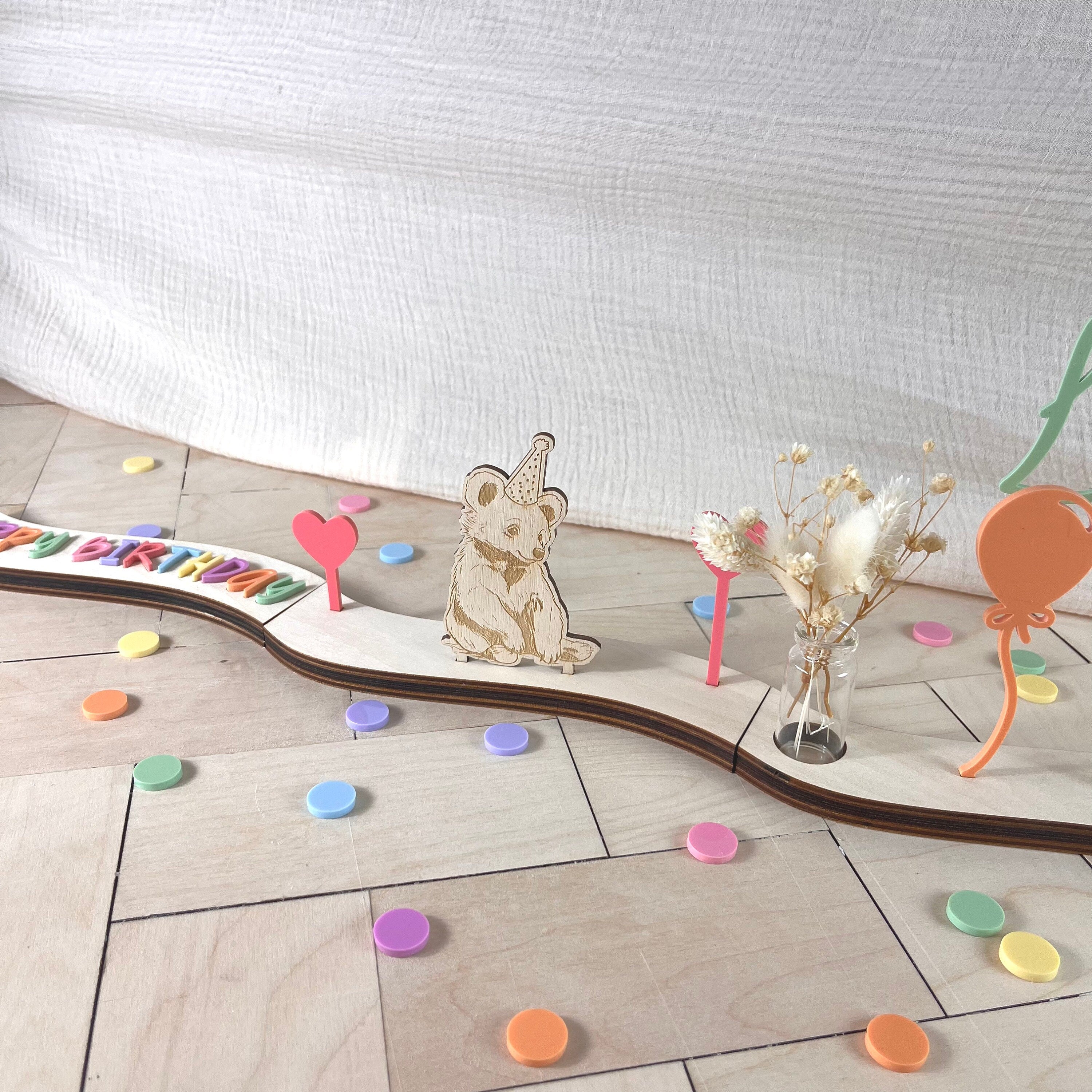 Geburtstagsteller "Wavy" bunt, Geburtstagsplatte Tischdekoration, Geburtstagsdeko