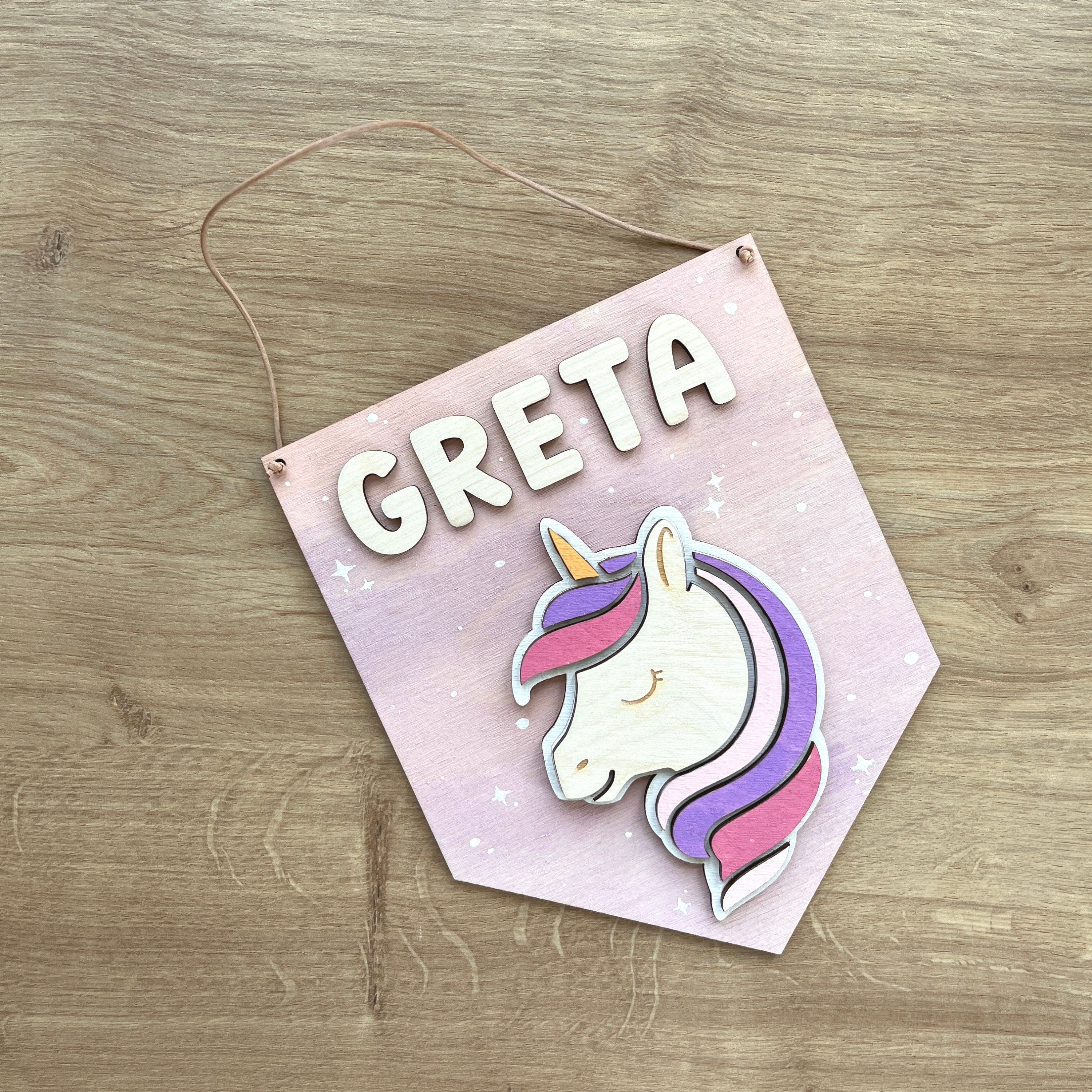 Einhorn Wimpel personalisiert, Bastelidee Kindergeburtstag, Holzwimpel mit Einhorn