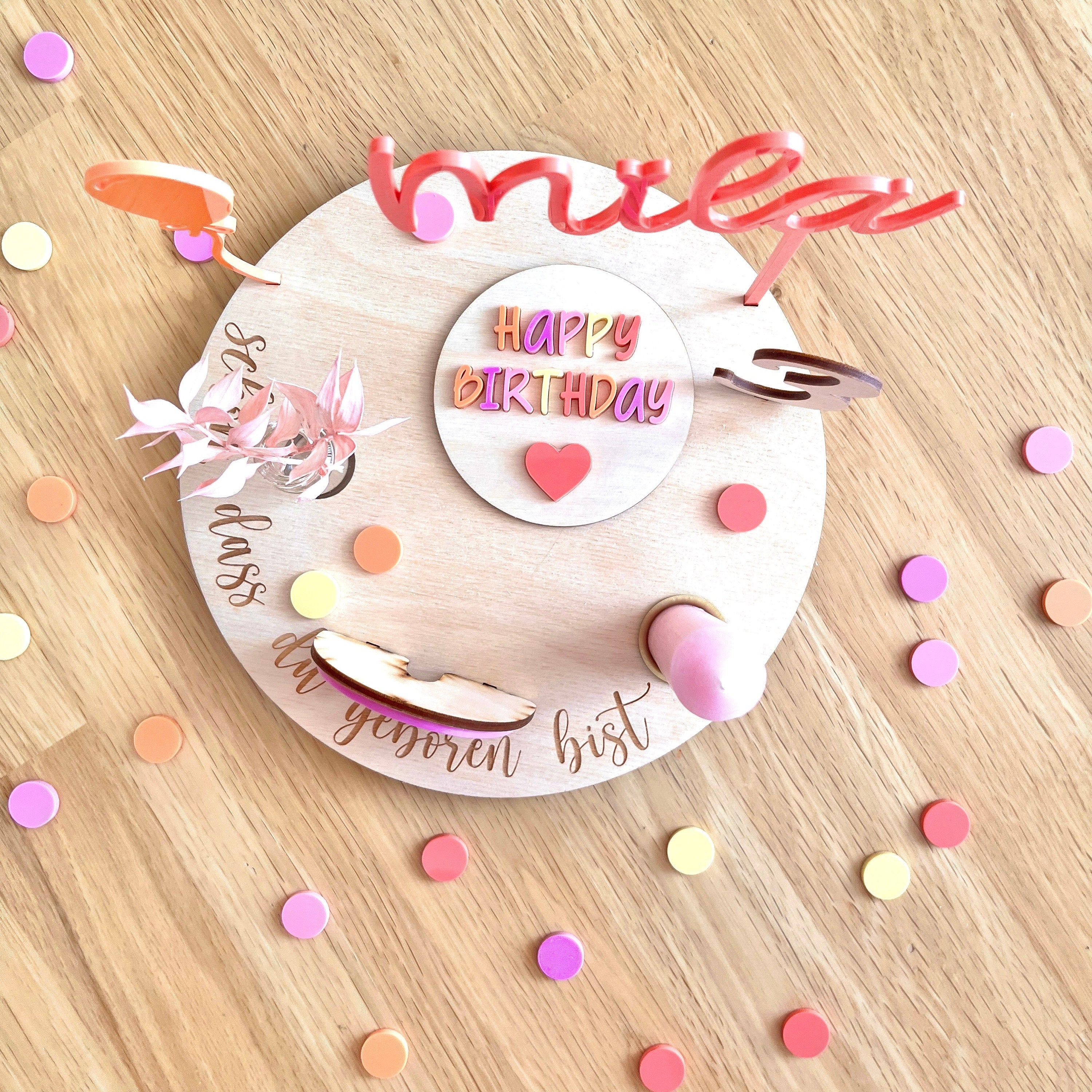 Personalisierter Geburtstagsteller „Think Pink“ mit Vase und Kerze, Kerzenplatte, Geburtstagsbrettchen, Geburtstagskranz