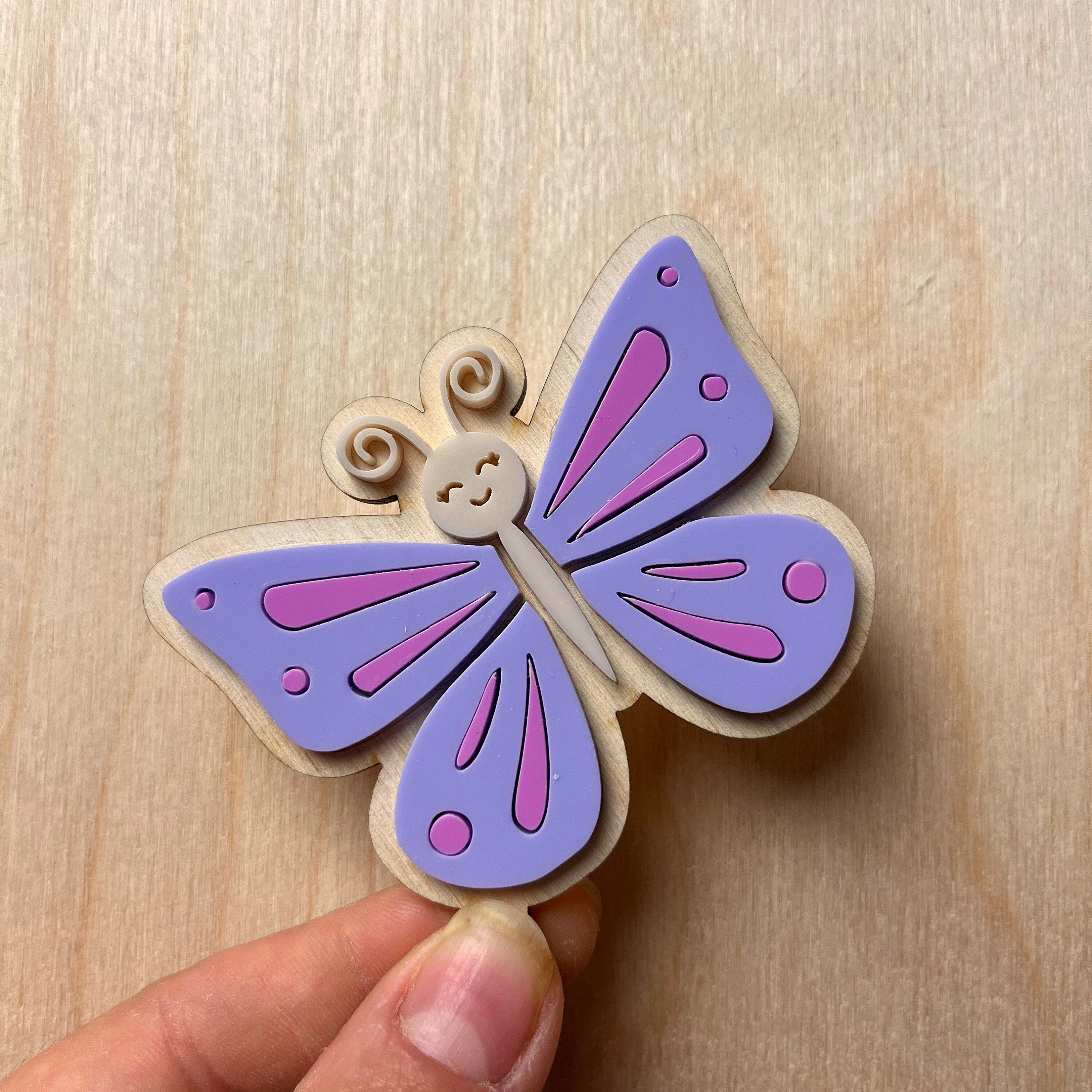 Motivstecker Schmetterling aus Acrylglas für Personalisierten Geburtstagsteller mit Vase und Kerze, Kerzenplatte, Geburtstagskranz