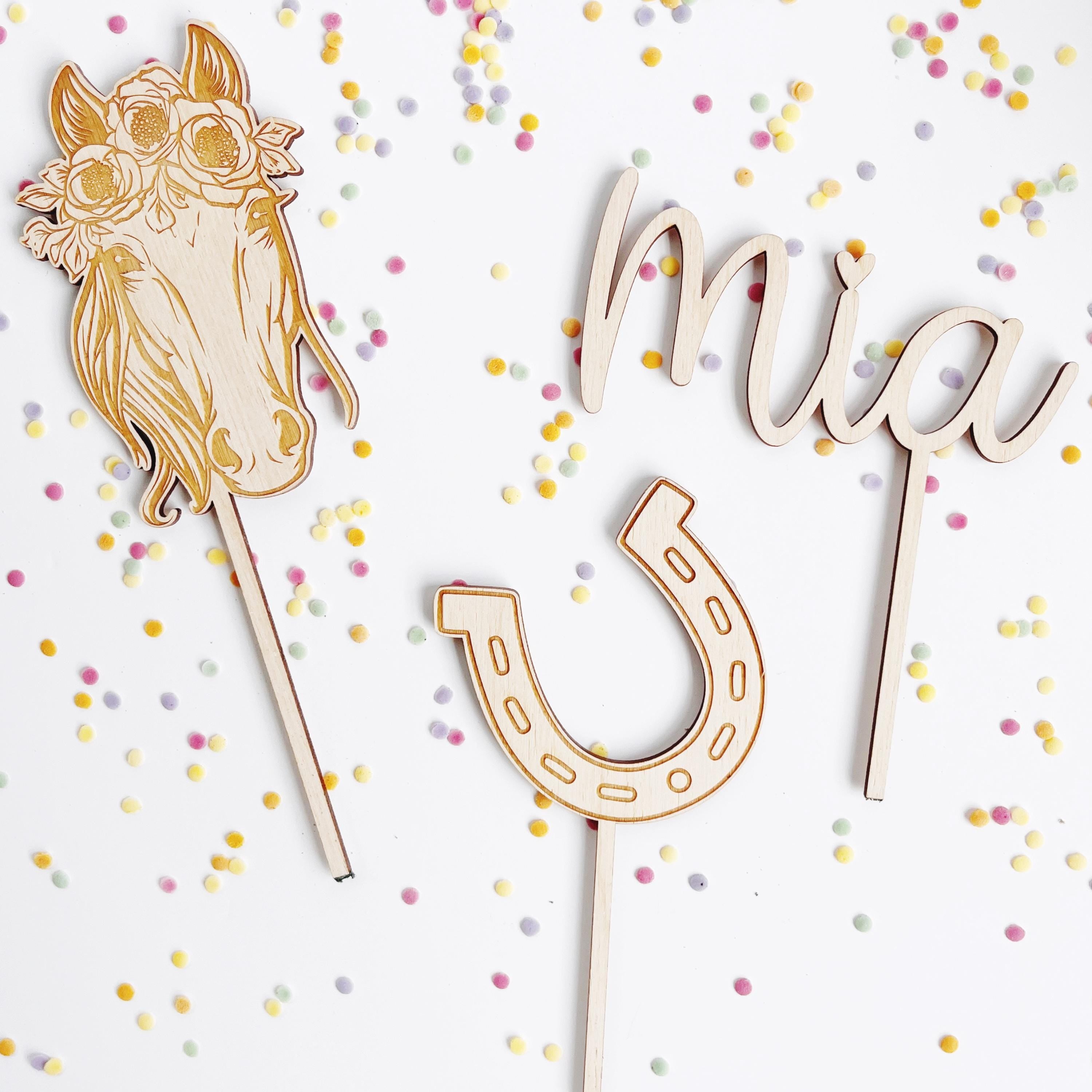 Caketopper Set Pferd mit Hufeisen und Namen, Caketopper für Geburtstag, Tortendekoration