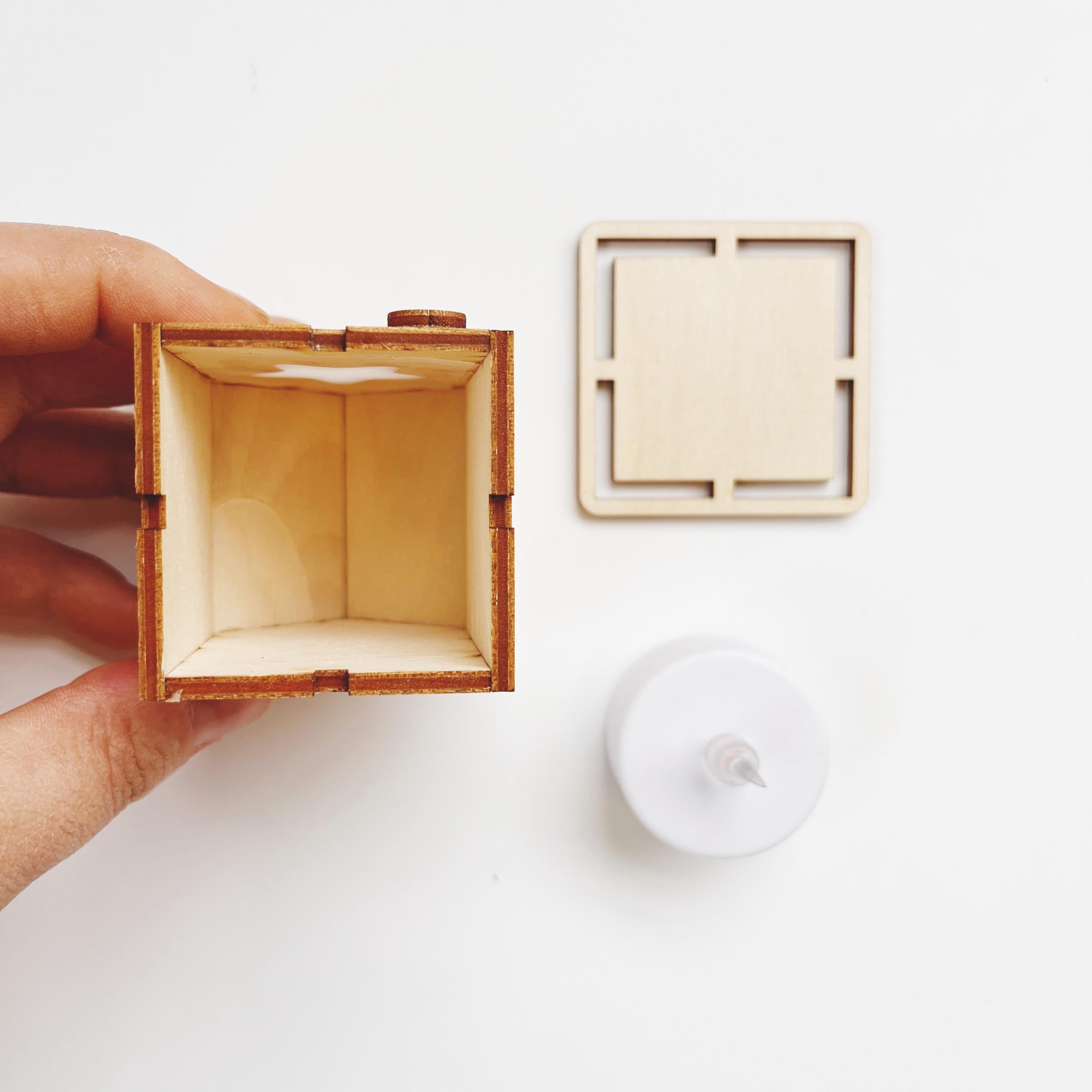 Adventskalender Häuschen, Adventskalender aus Holz, Weihnachtsgeschenk