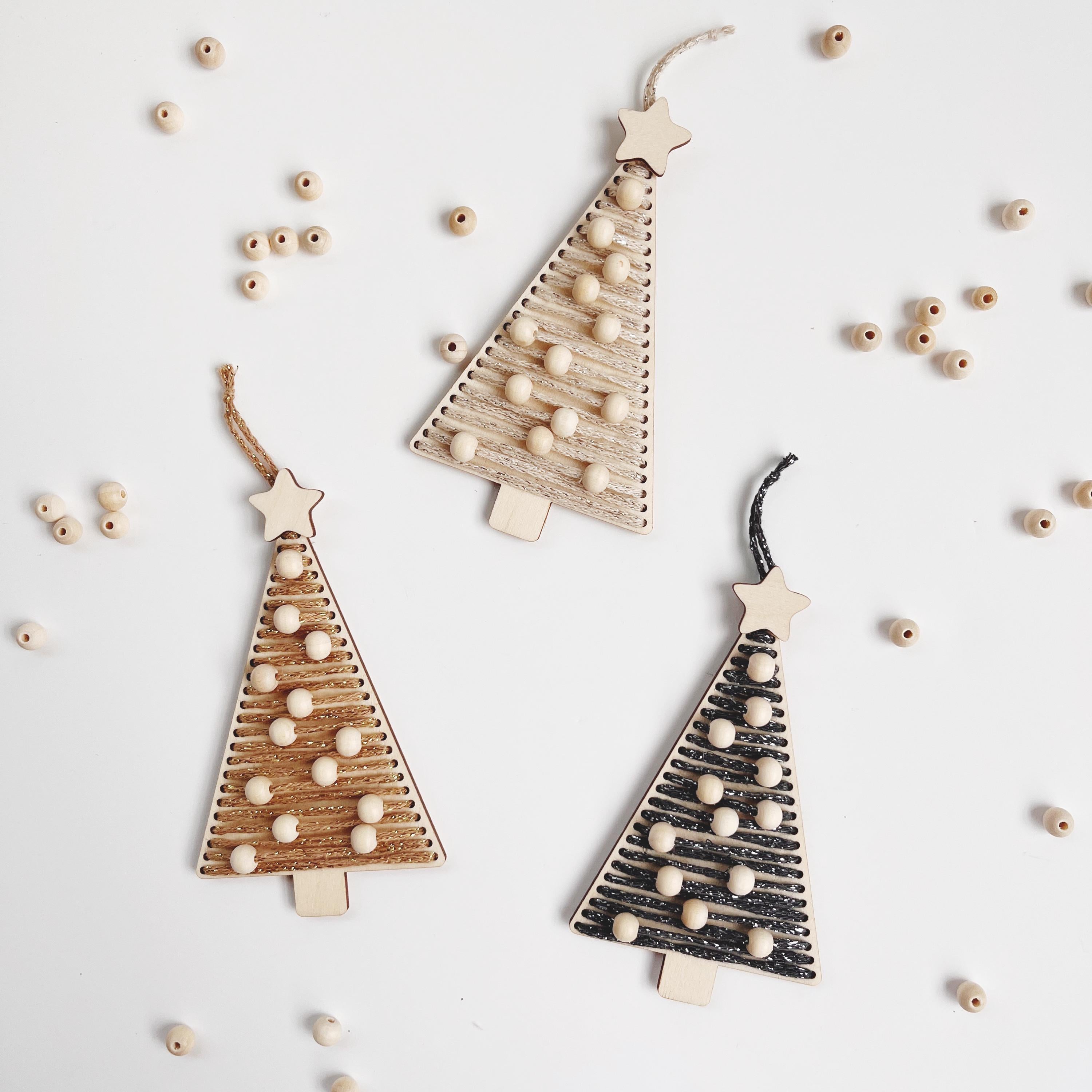 Bastelset Weihnachtsbaum, Basteln für Kinder und Erwachsene, Tannenbaum Sticken, Tannenbaum mit Perlen, Christbaumanhänger mit Perlen