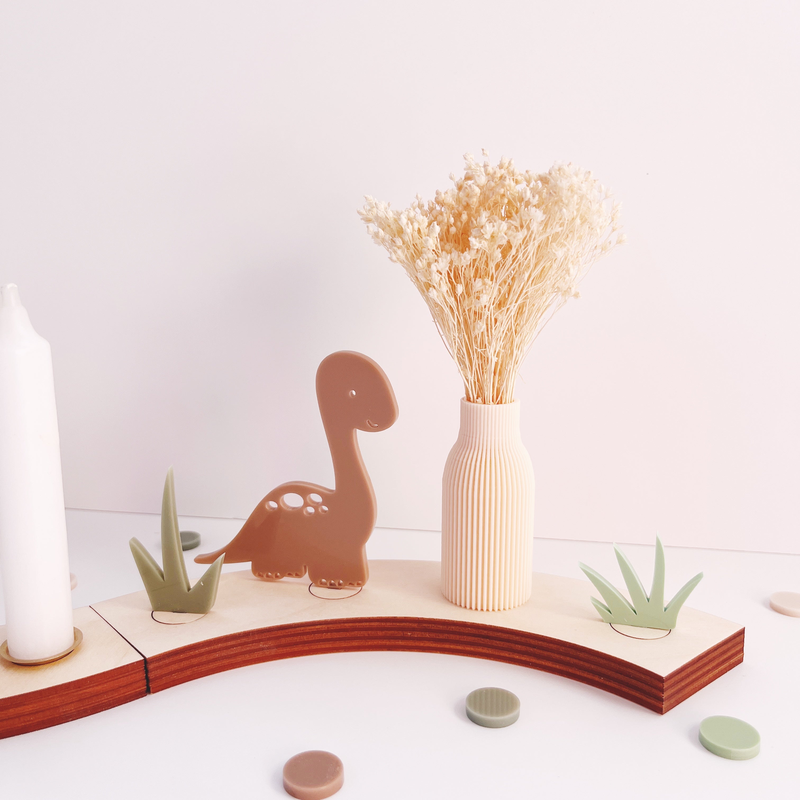 Personalisierter "Dino Teller", Geburtstagskranz mit Dinos