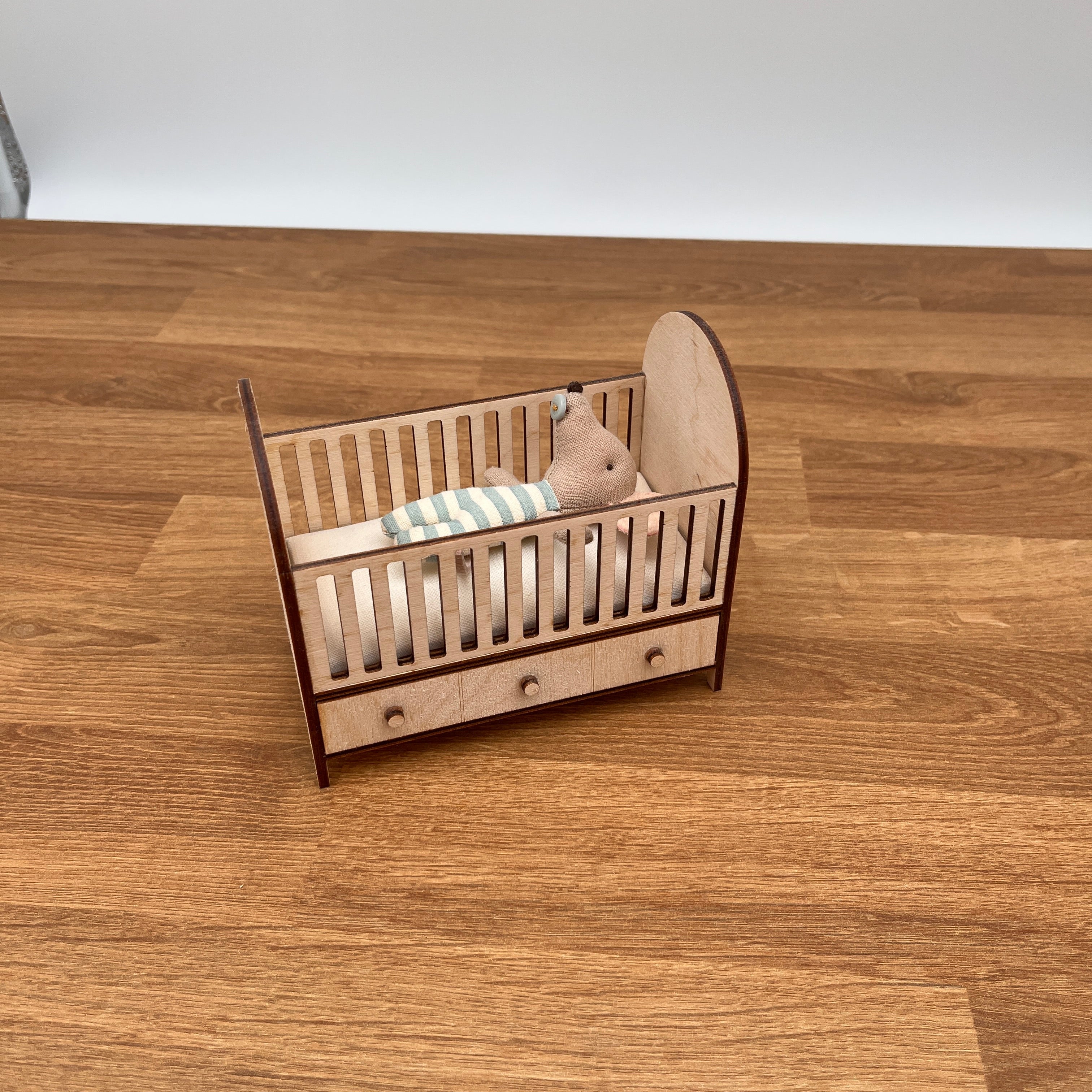 Babybettchen für Puppenhaus