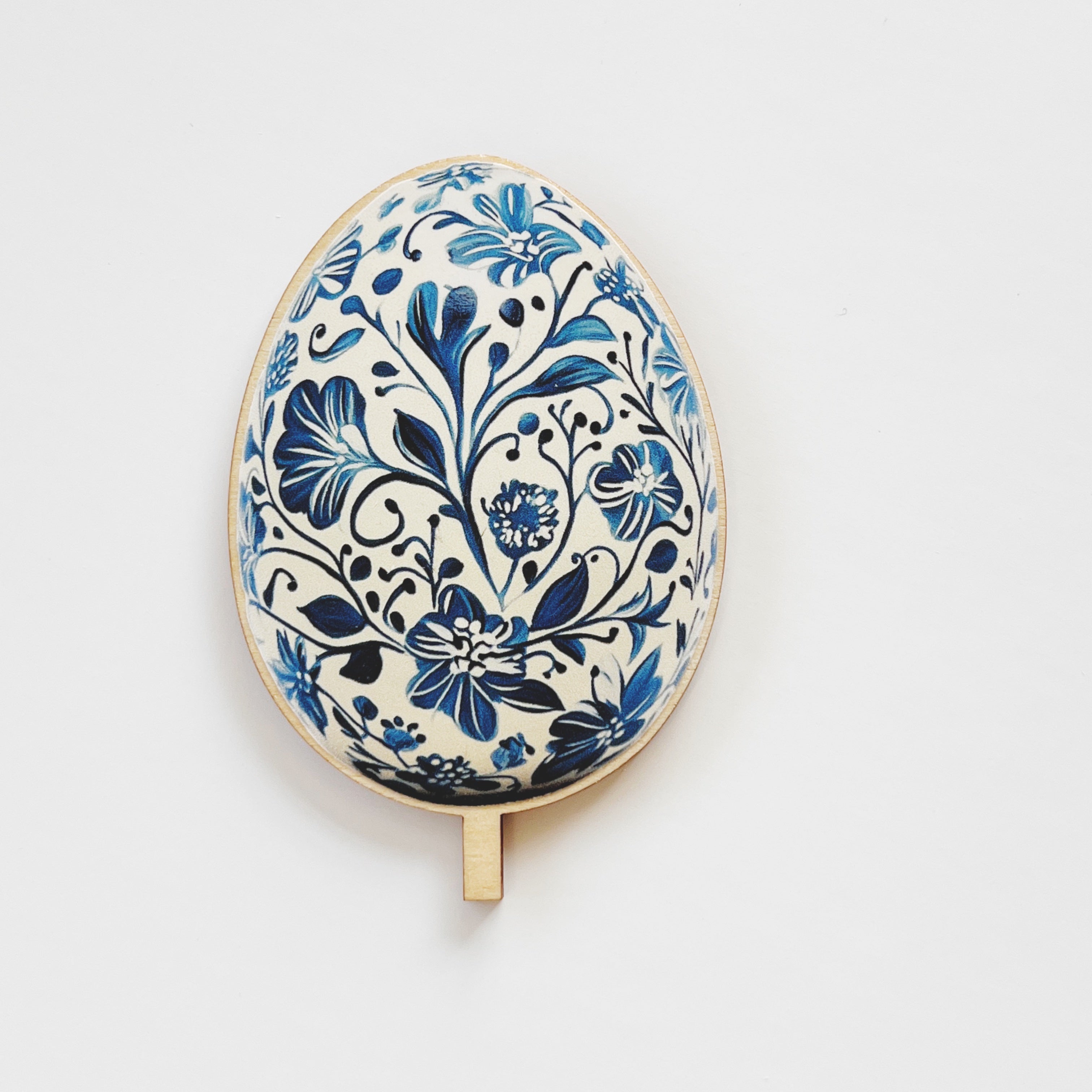 Motivstecker Ei mit Delf Muster in blau weiß