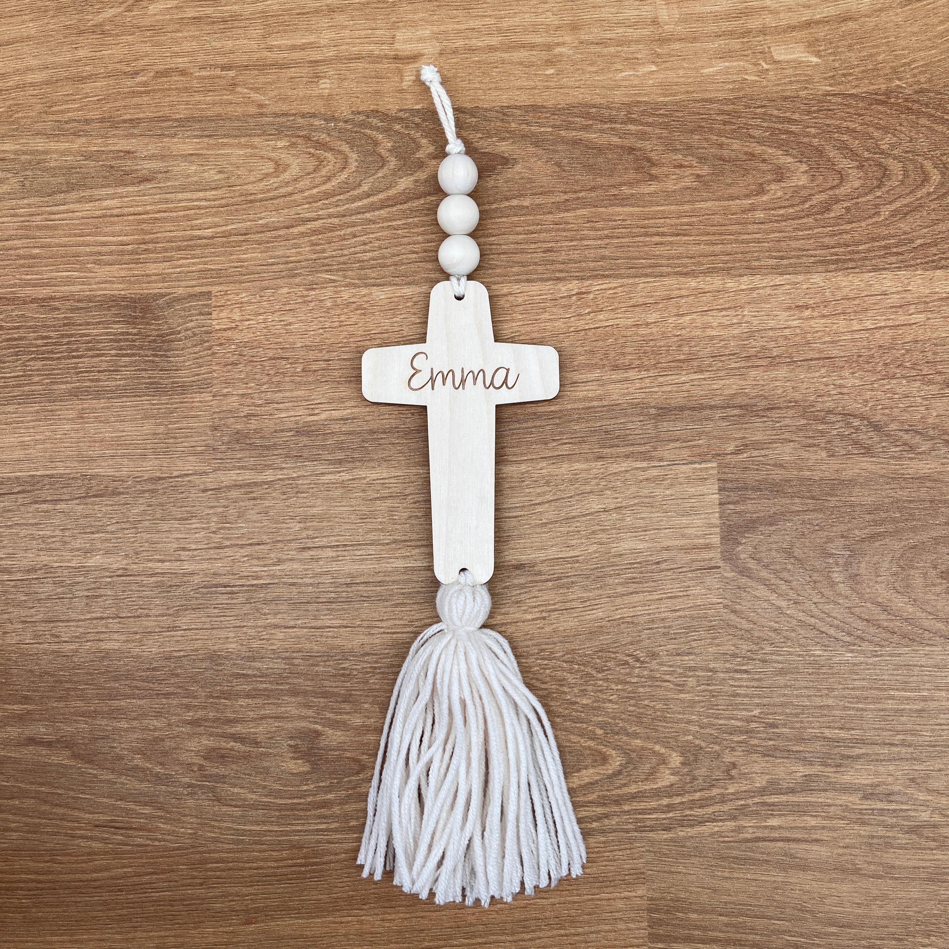 Personalisiertes Kreuz mit Quaste