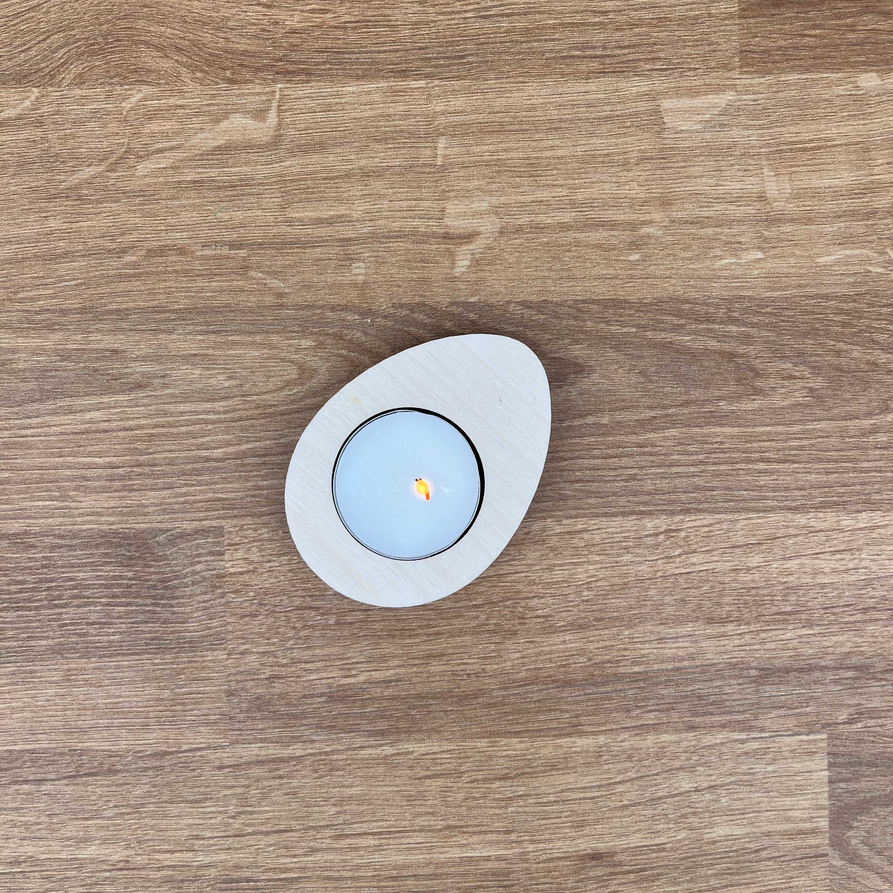 Kerzenhalter Ei mit Teelicht