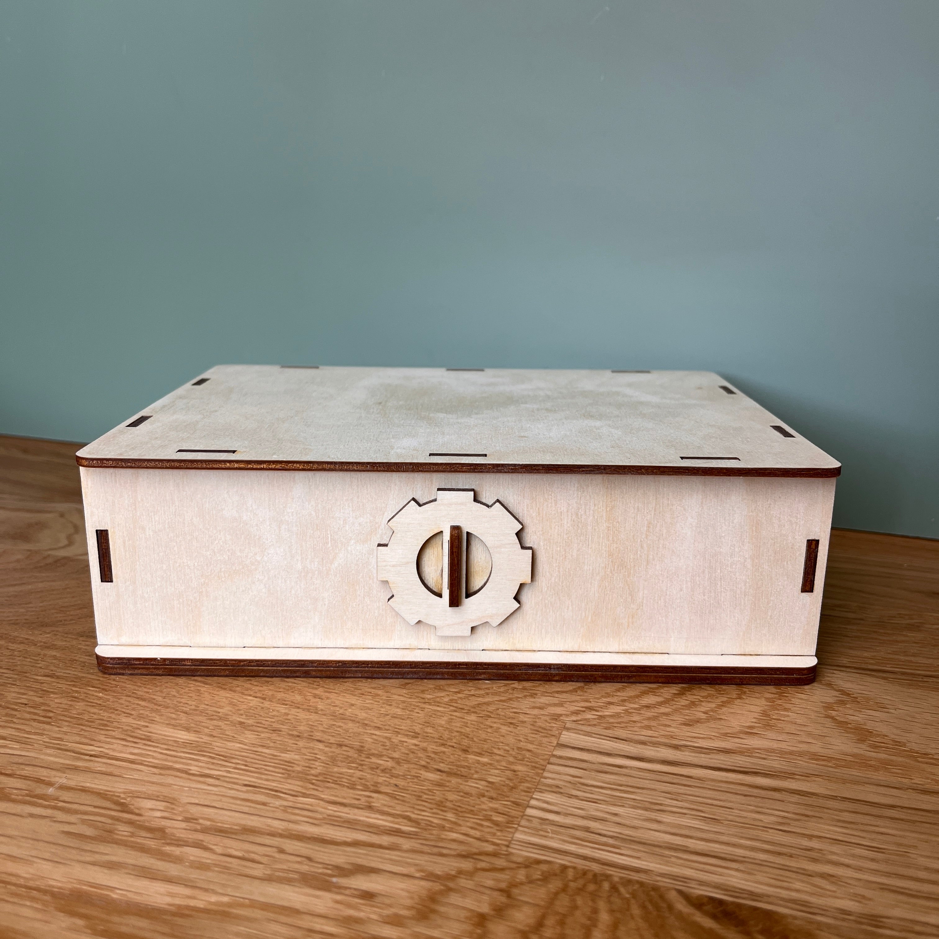 Spardose "Wunscherfüller" Holz