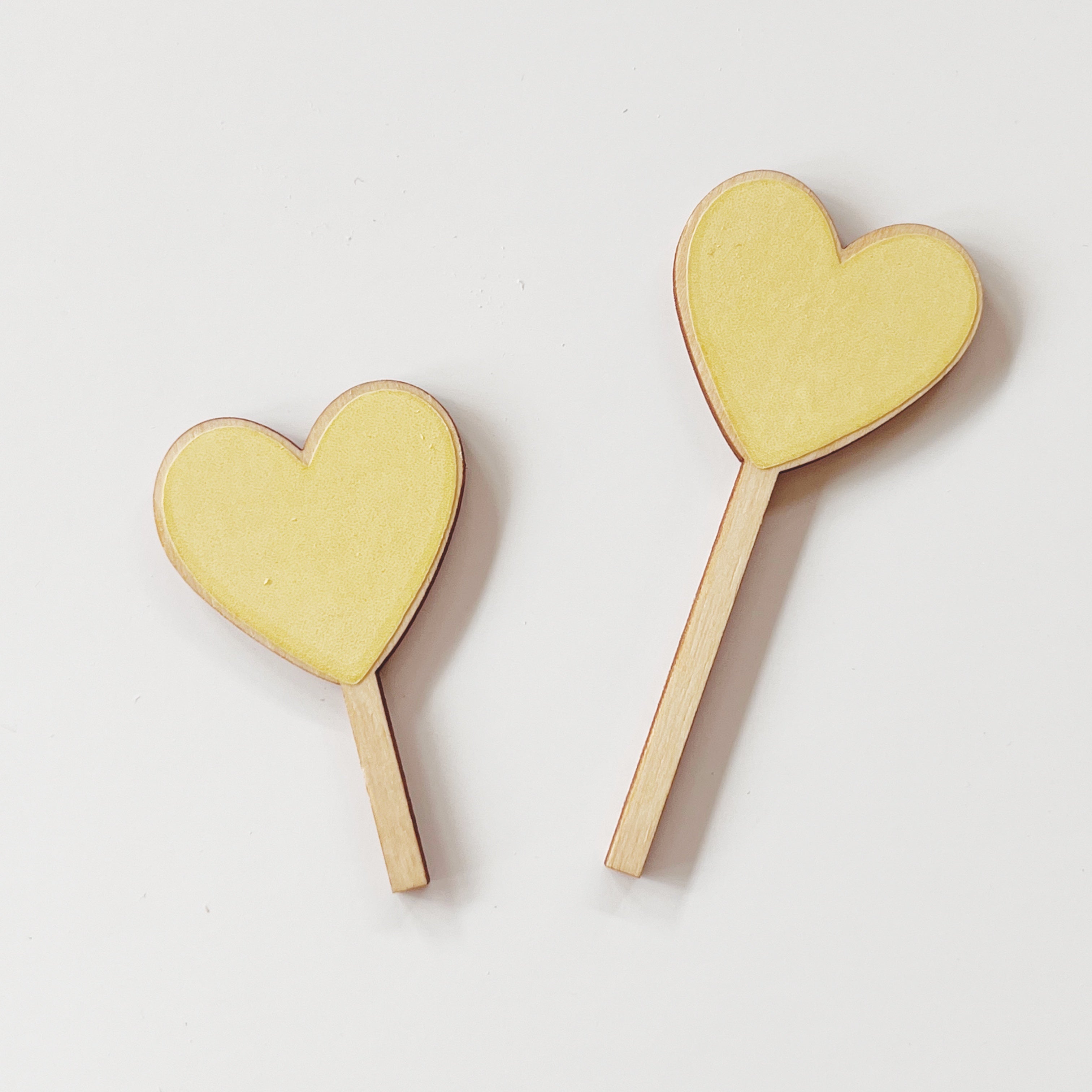 Motivstecker 2er Set Herzen pastellgelb