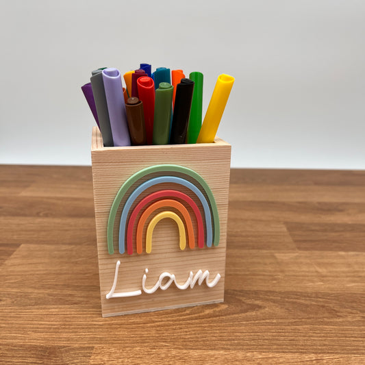 Personalisierter Stiftehalter "bunter Regenbogen" aus Holz/Acryl