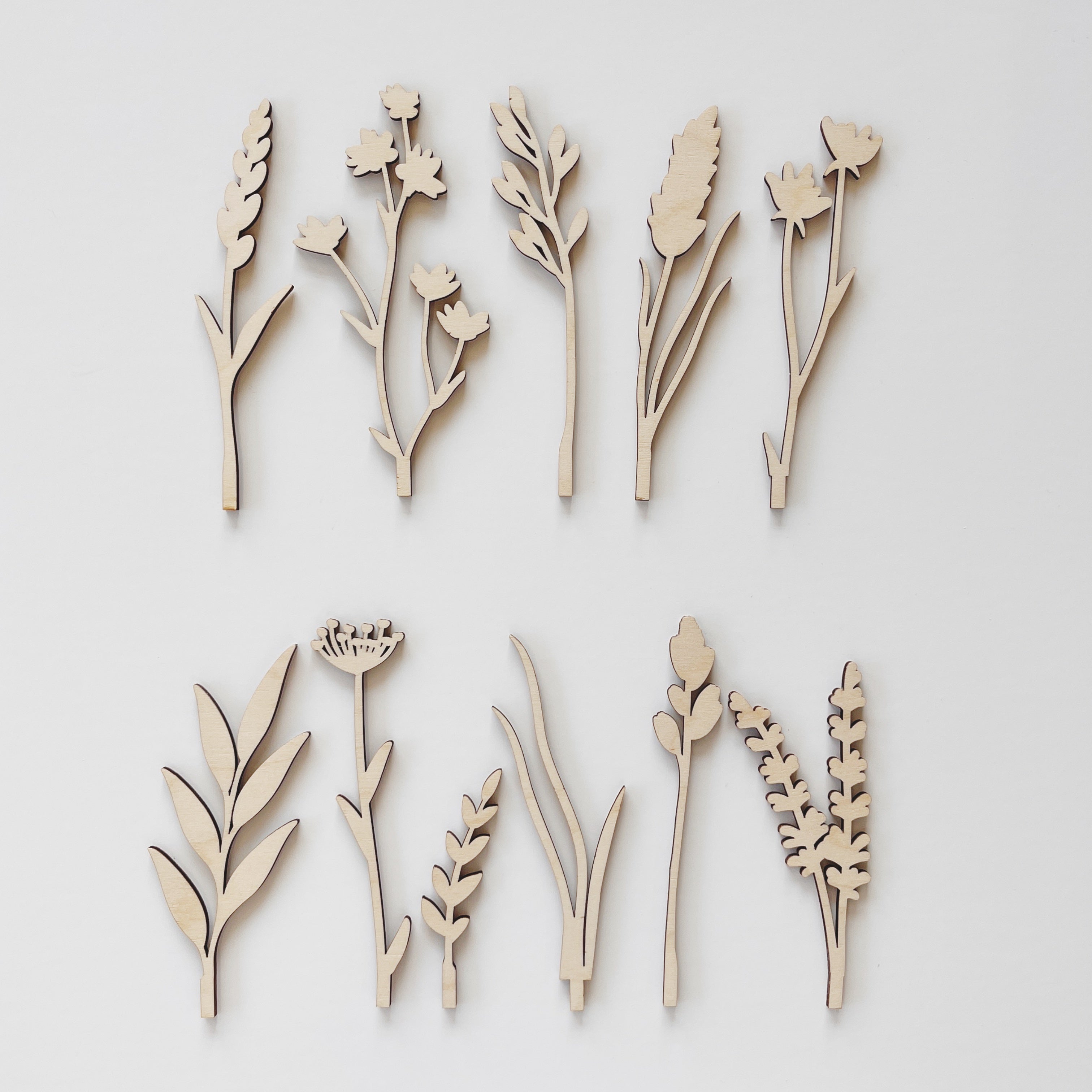 Motivstecker 11er Set Blumen und Gräser aus Holz