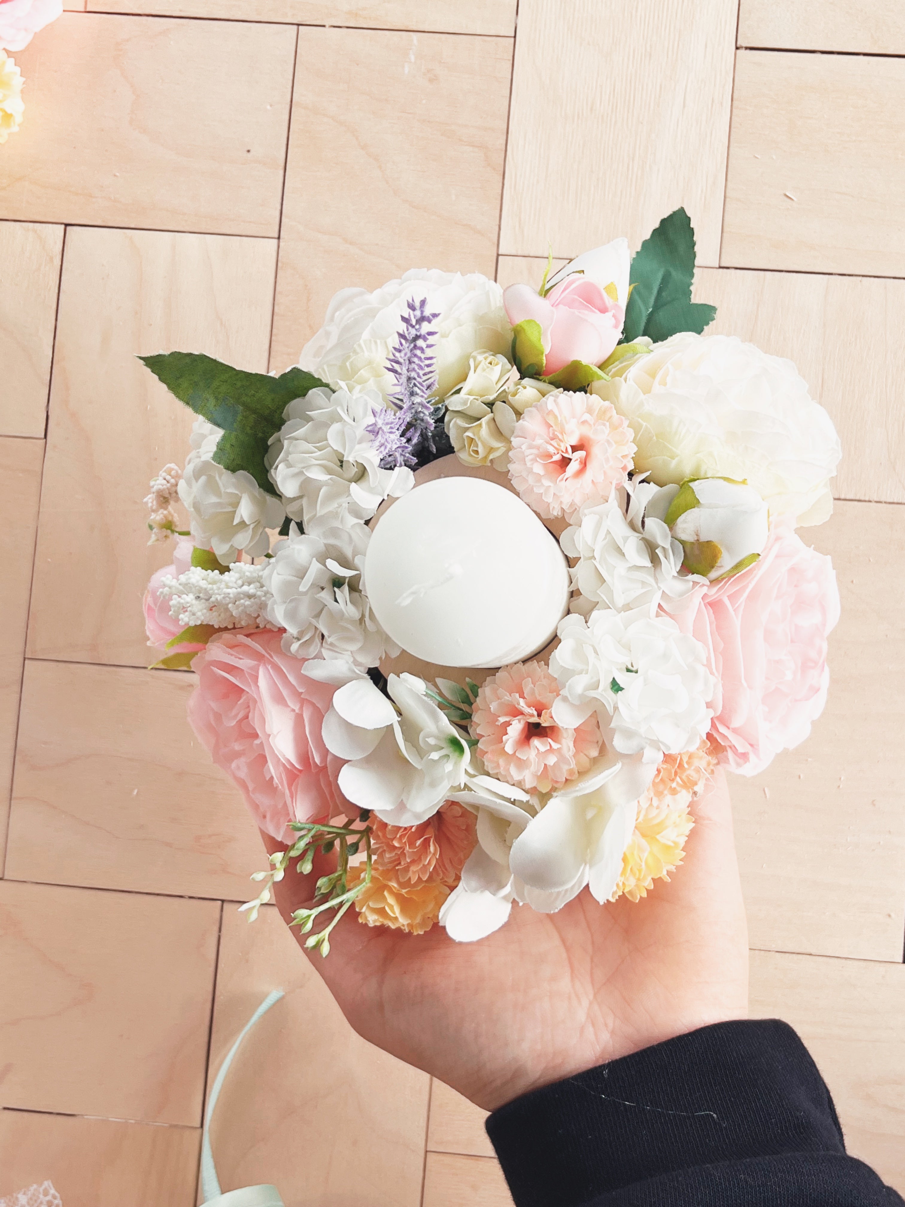 Kerzen-/Teelicht Kränzchen mit Blumen