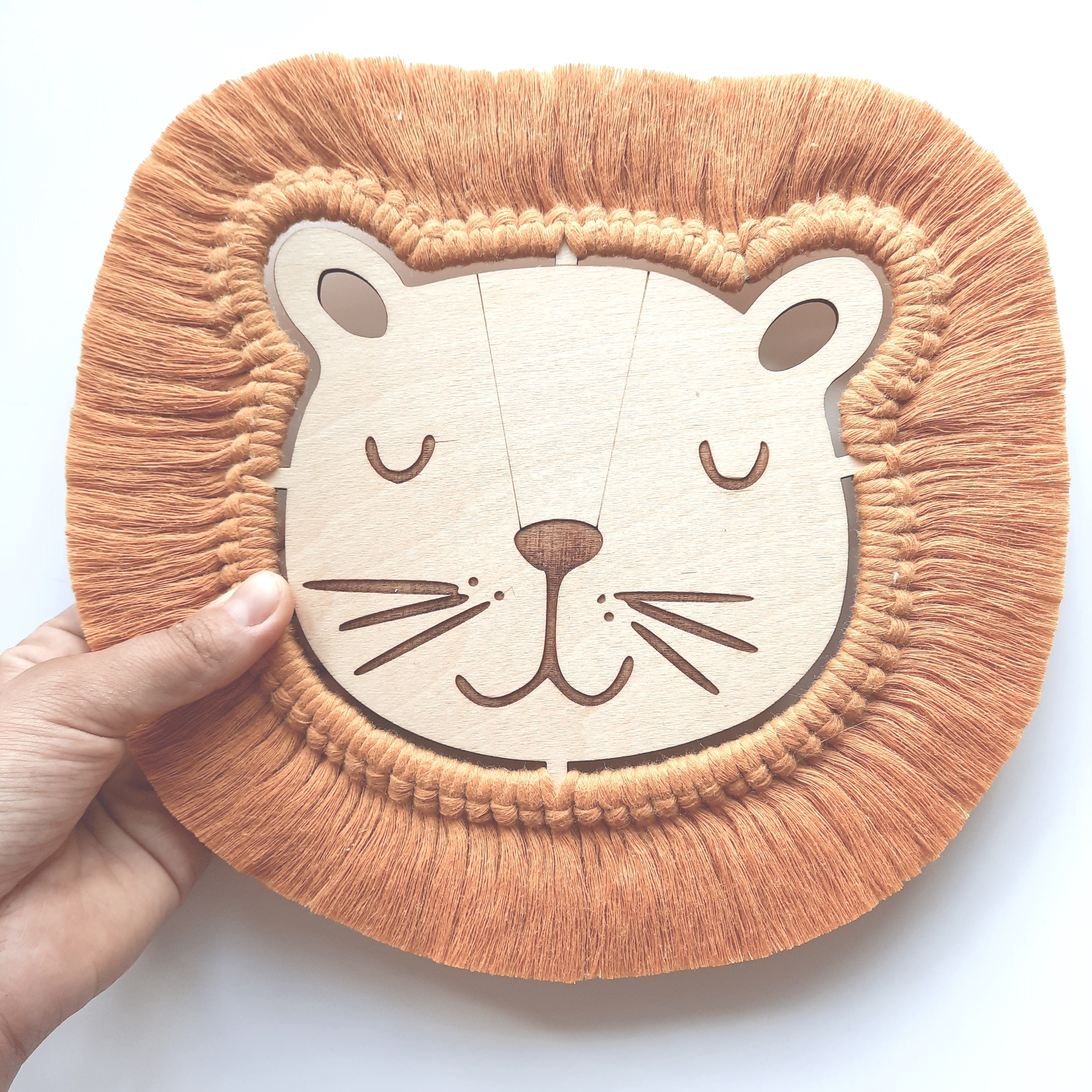 SVG Datei Löwe zum Knüpfen, Löwenkopf aus Holz DIY, Makramee Löwe