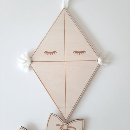 Drachen aus Holz, Wanddekoration fliegender Drache
