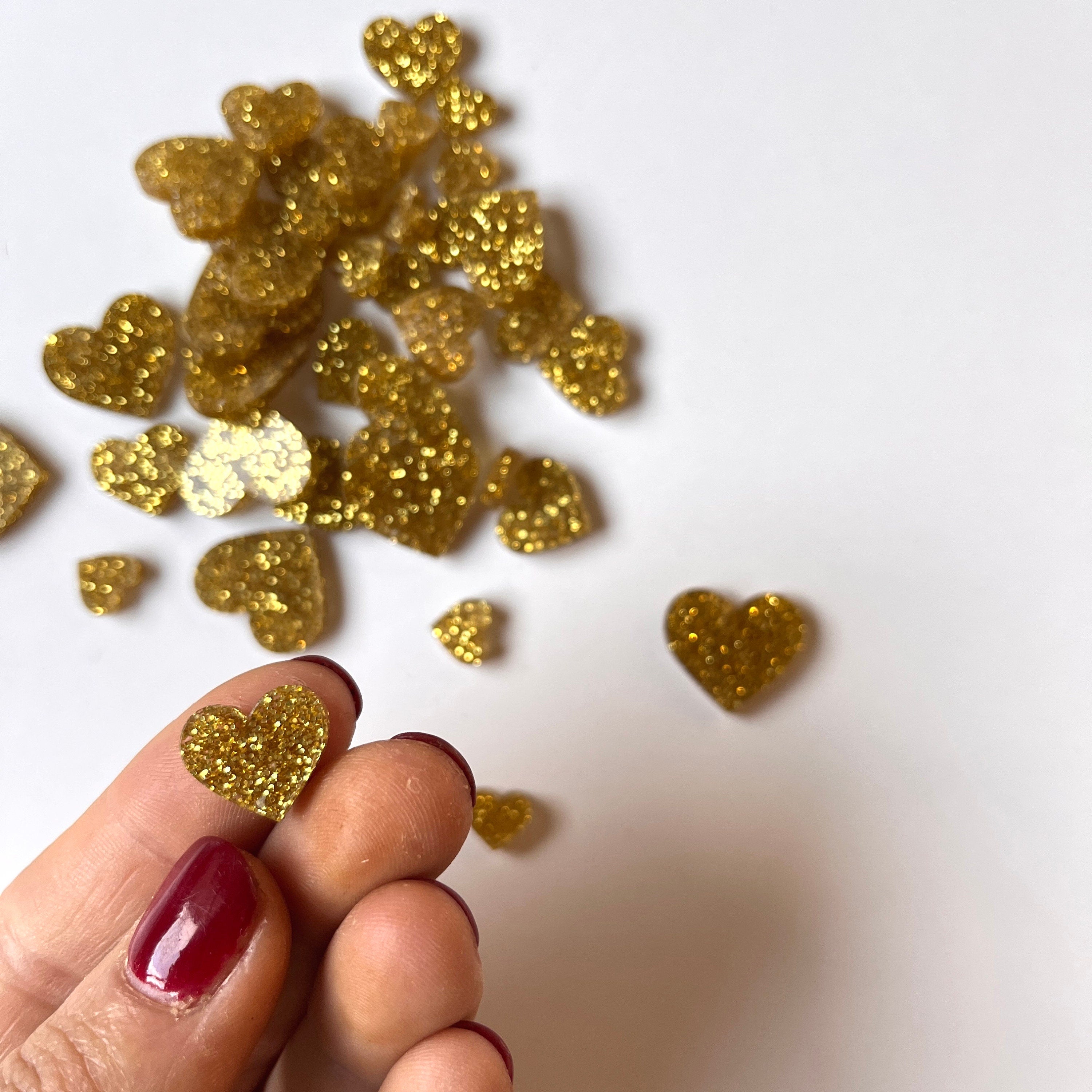 Streudeko Glitzer-Herzen Gold Acryl, Herzen aus Acrylglas, Tischdekoration, Tischdeko Hochzeit, Geschenkdekoration