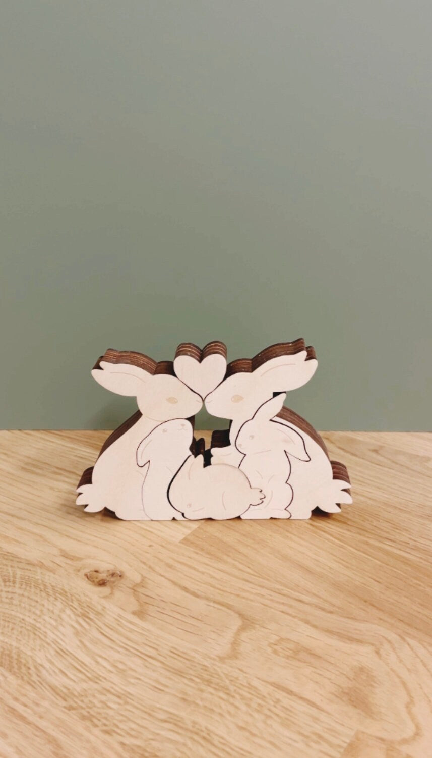 Personalisiertes Geschenk Hasenfamilie, Tierfamilie aus Holz, Holztierpuzzle, Wohndekor, Weihnachtsgeschenk, Familienandenken