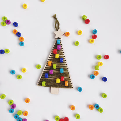 Bastelset Weihnachtsbaum bunt, Basteln für Kinder und Erwachsene, Tannenbaum Sticken, Tannenbaum mit Perlen, Christbaumanhänger mit Perlen