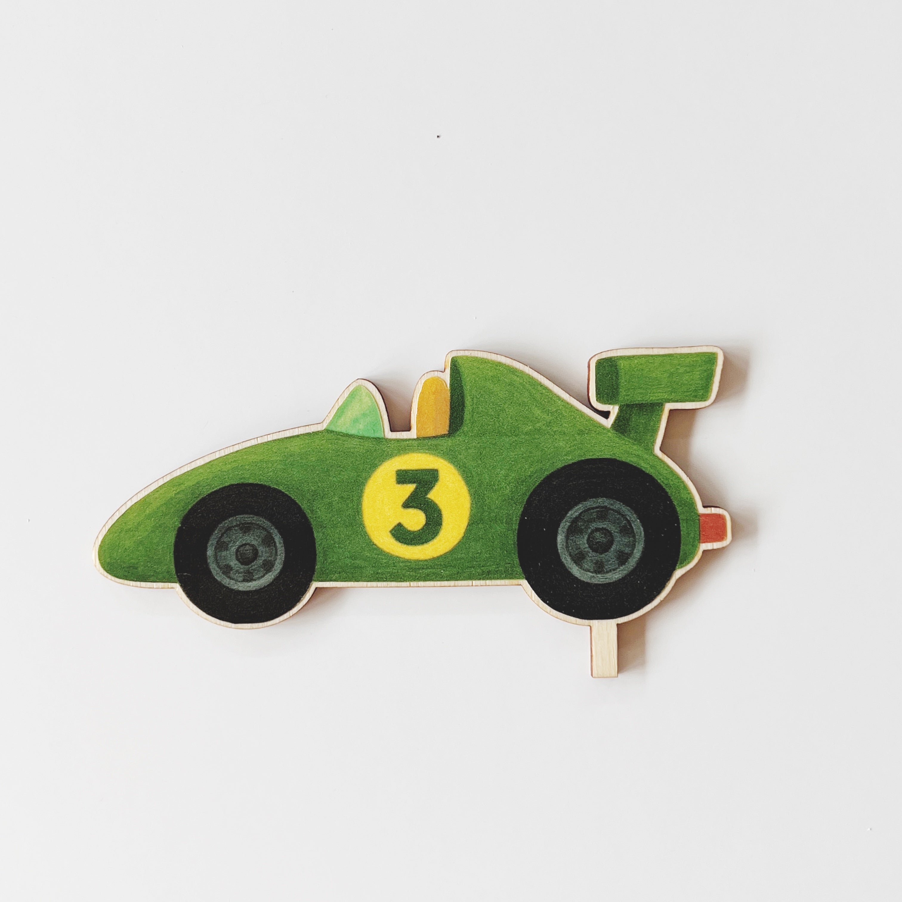 Motivstecker Rennauto grün mit der Zahl drei