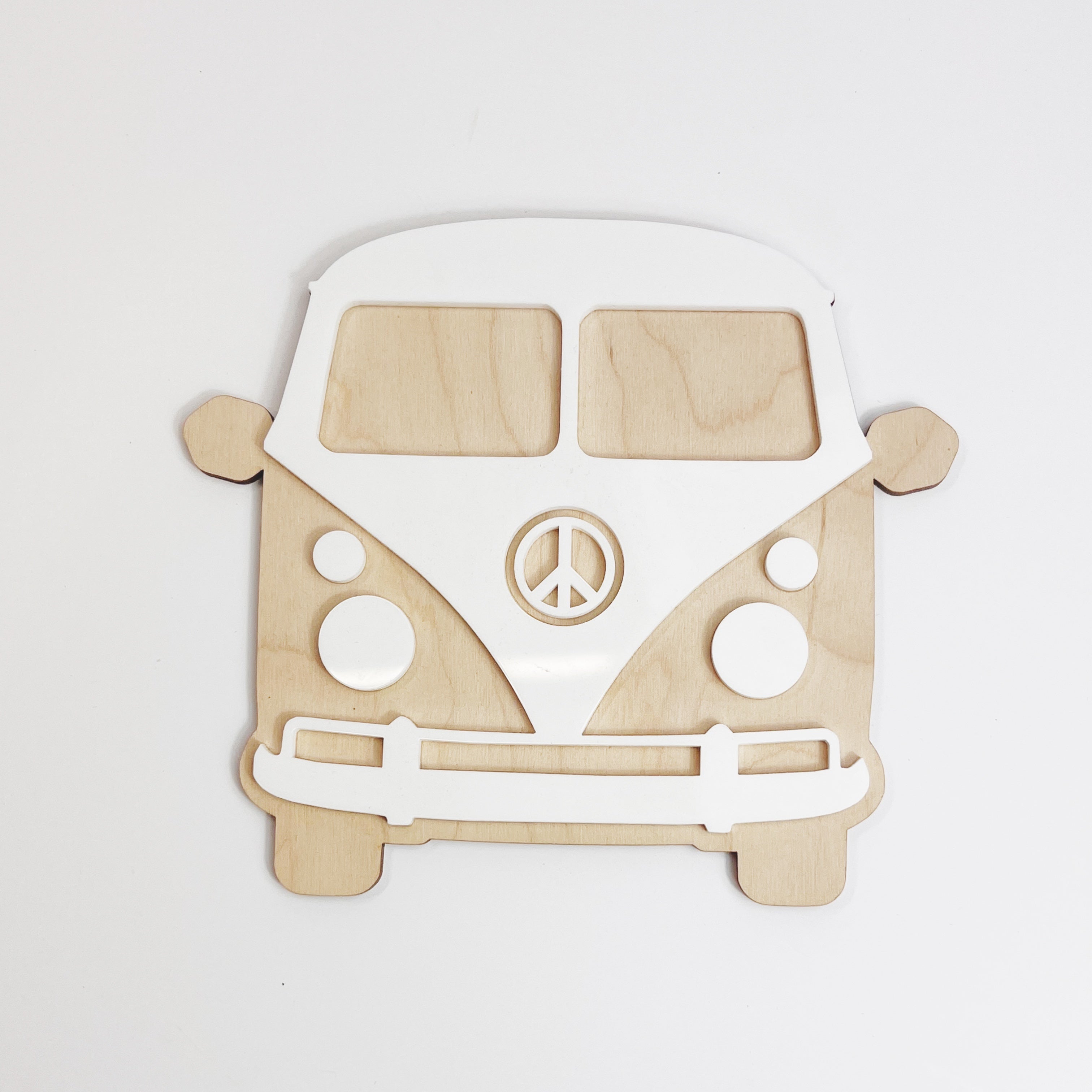 Bully, VW Acryl weiß auf Holz