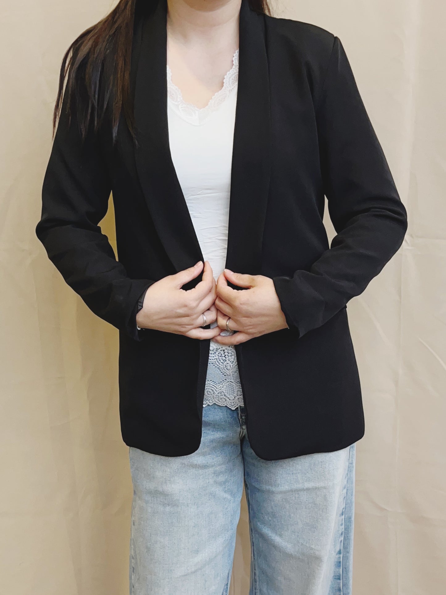 Schwarzer Blazer