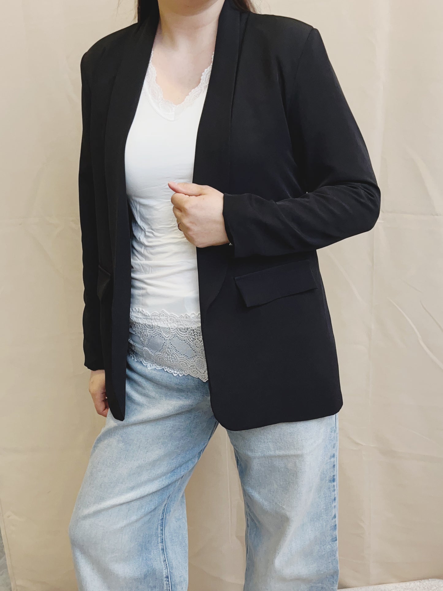 Schwarzer Blazer