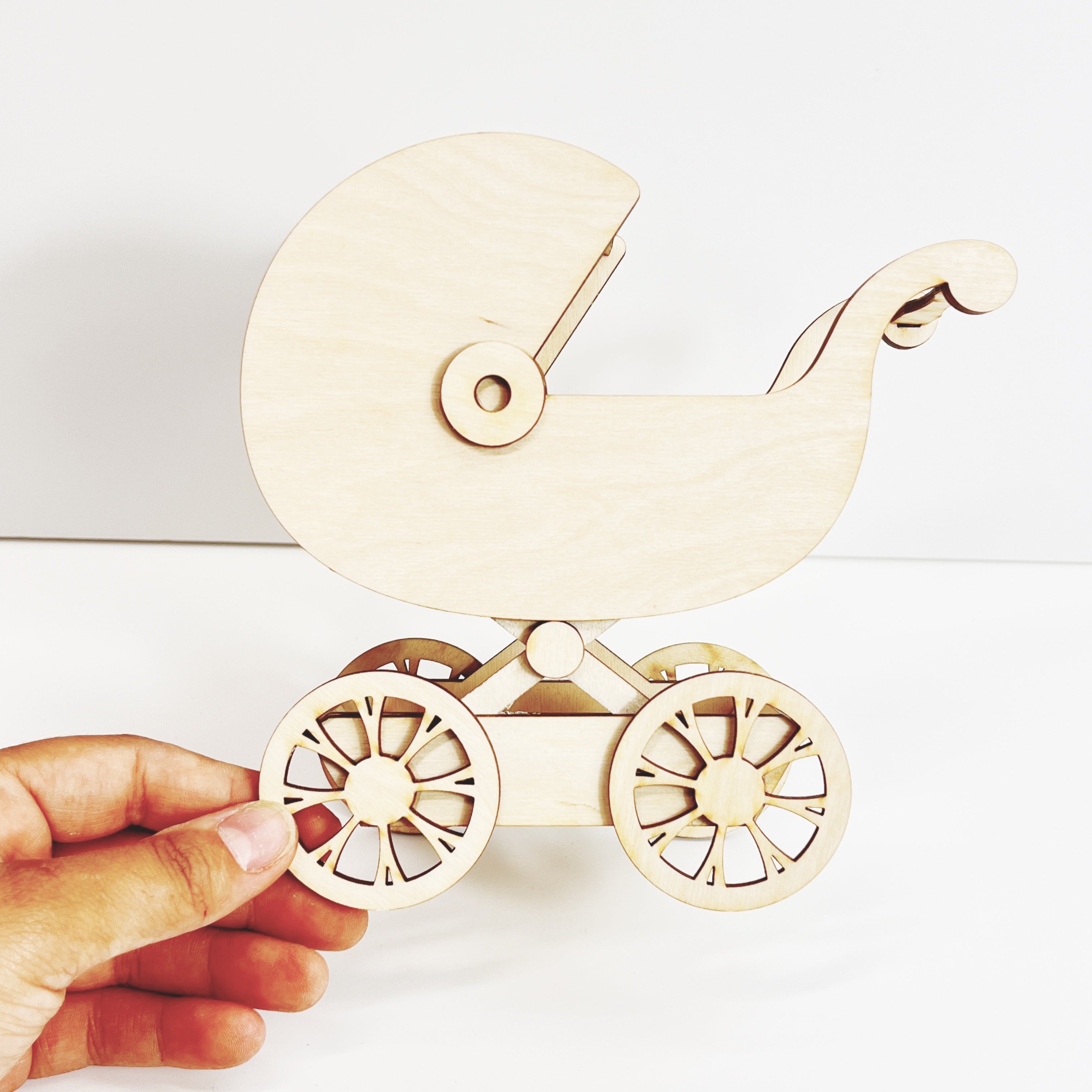 Puppenwagen für Puppenhaus