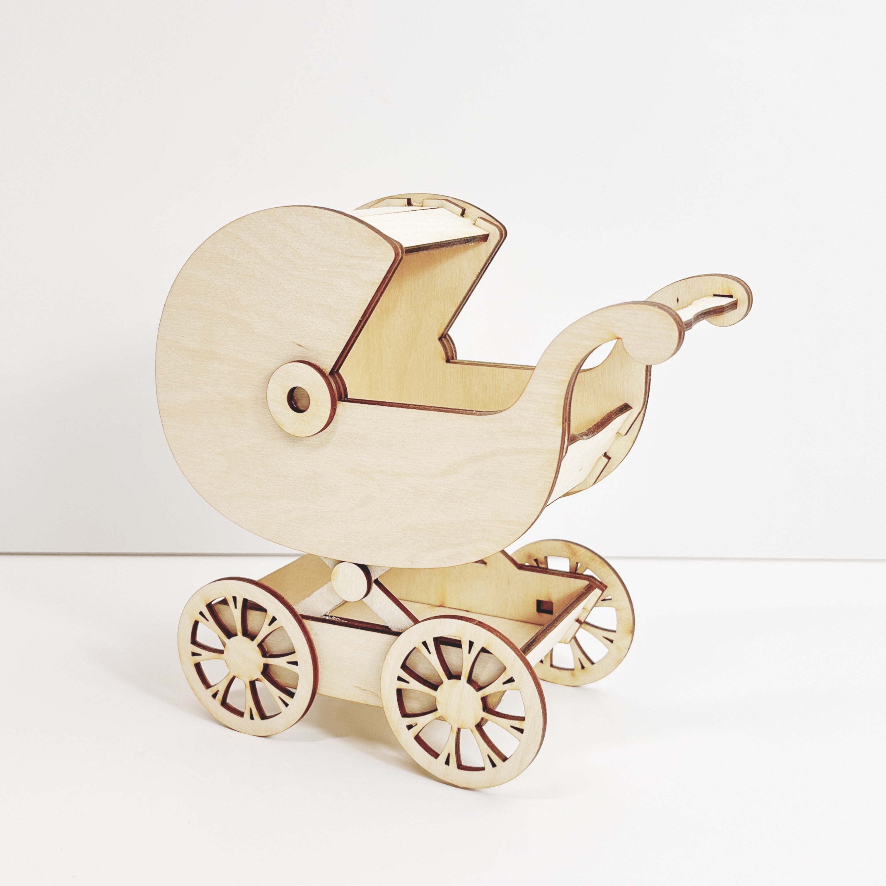 Puppenwagen für Puppenhaus